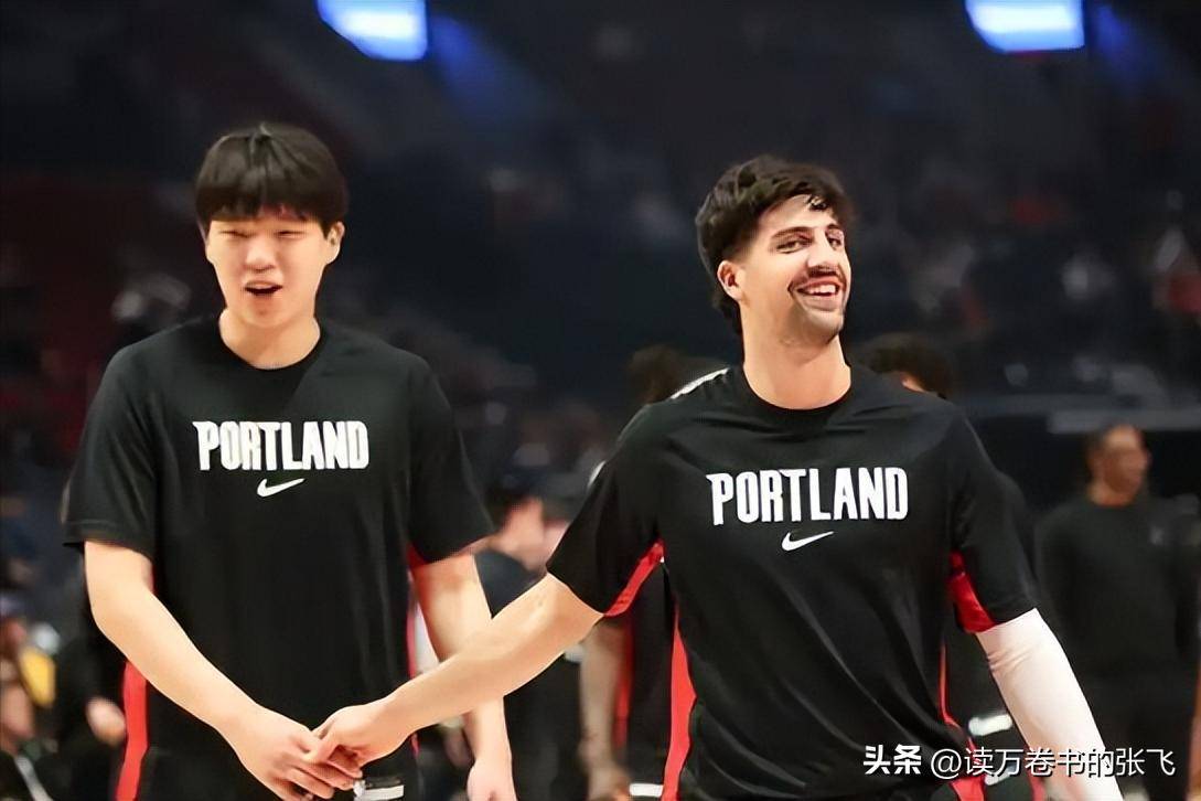 九游活动-门兴格拉德巴赫训练开放日,加时末段复出首秀引欢呼,CBA常规赛在即,团队化学反应显著(莱比锡红牛vs门兴格拉德巴赫)